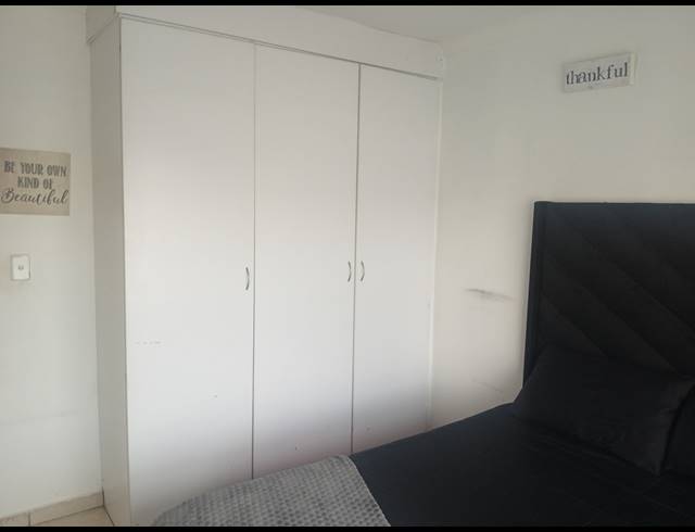 2 BEDROOM APARTMENT FOR SALE IN PARKRAND